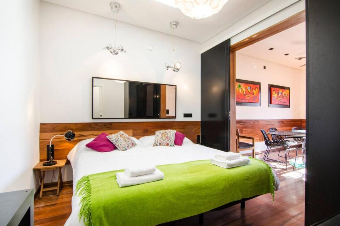 3Bedrooms 2Bathrooms Furnished - Lavapies - Bright Madrid Luaran gambar